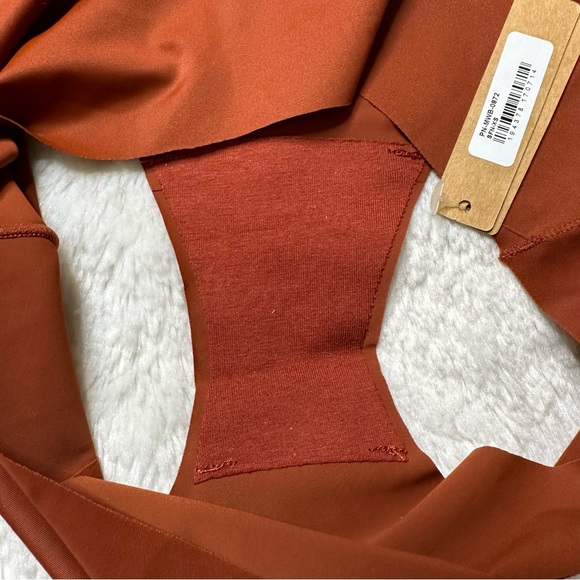 NWT Skims Naked Seamless Mid Waist Brief in Saffron Women’s XS - Picture 4 of 5